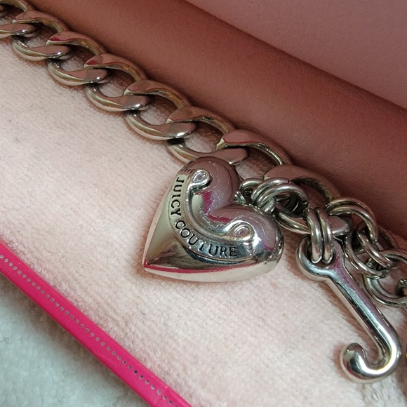 Juicy Couture heart bracelet - Picture 3 of 7